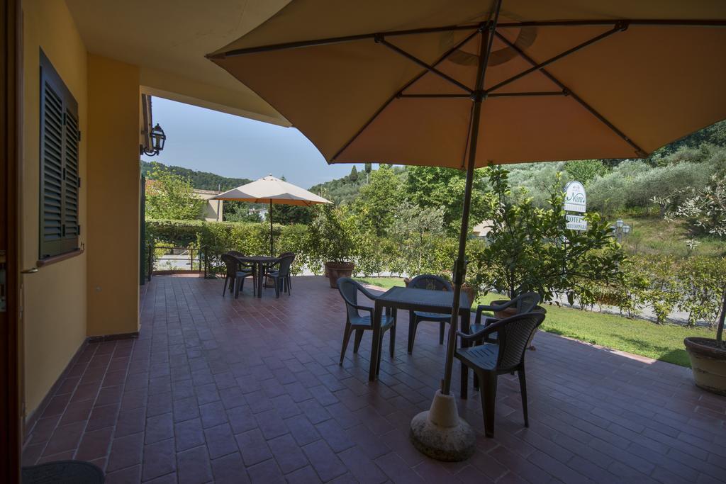 Hotel Cecco Di Nara Massarosa Zewnętrze zdjęcie